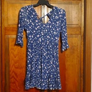 American rag, blue floral, large